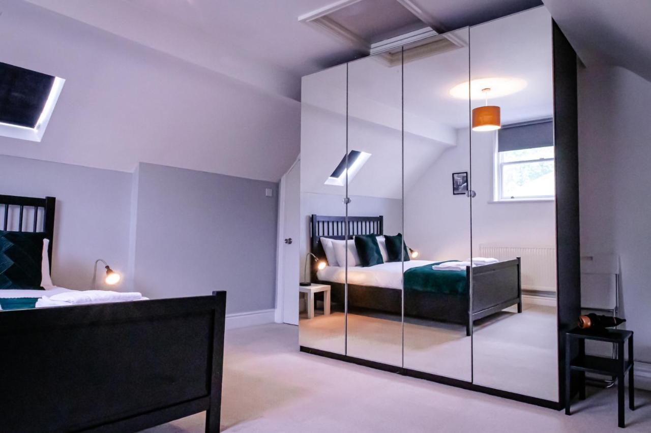 Lord Street - 2 Beautiful Apartments - Sleep Up To 14 Guests - By Rework Accommodation Chester Eksteriør bilde