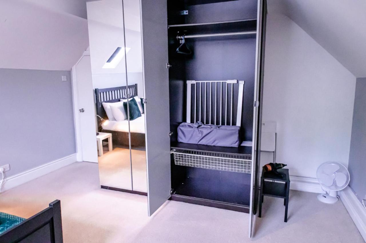 Lord Street - 2 Beautiful Apartments - Sleep Up To 14 Guests - By Rework Accommodation Chester Eksteriør bilde