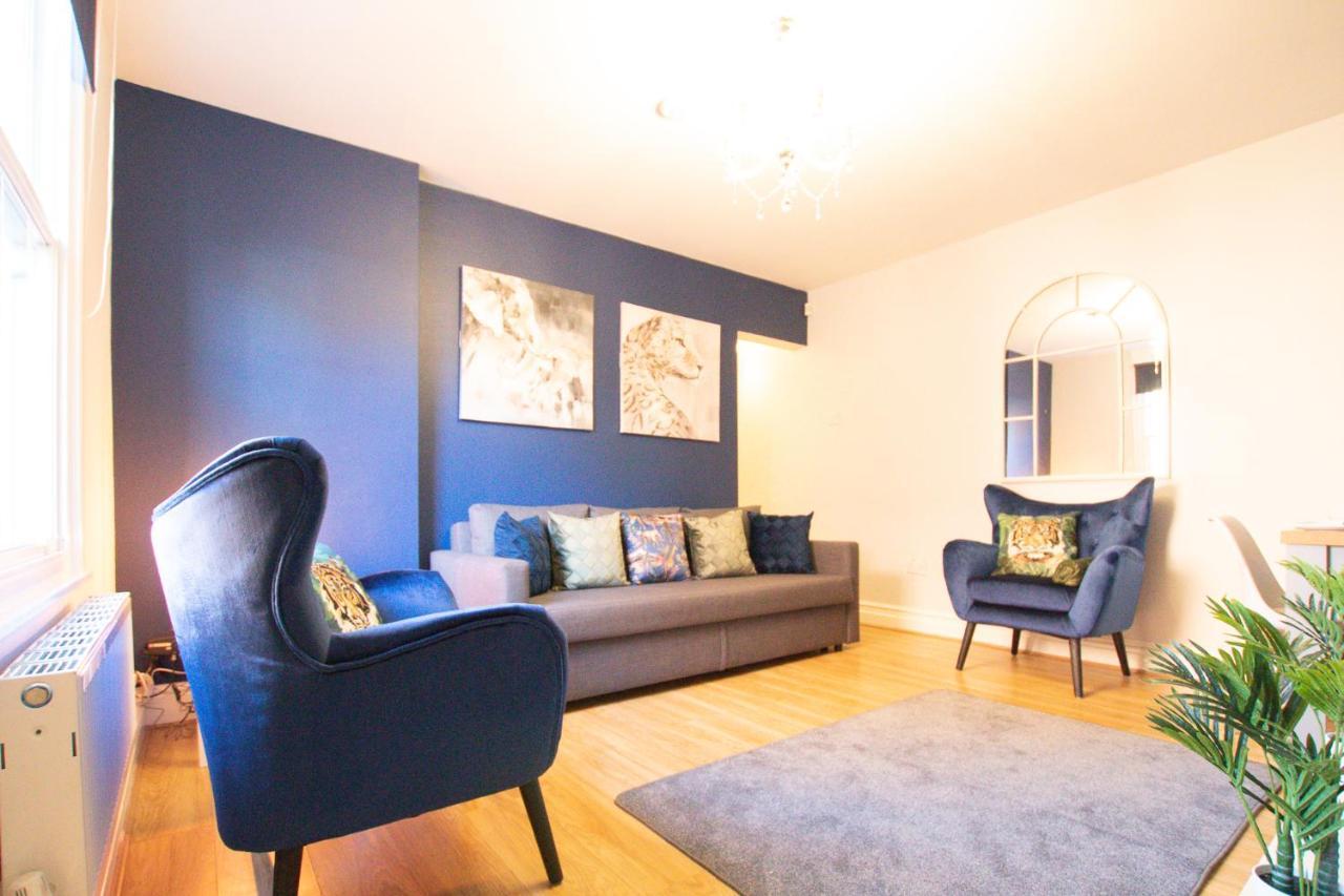 Lord Street - 2 Beautiful Apartments - Sleep Up To 14 Guests - By Rework Accommodation Chester Eksteriør bilde